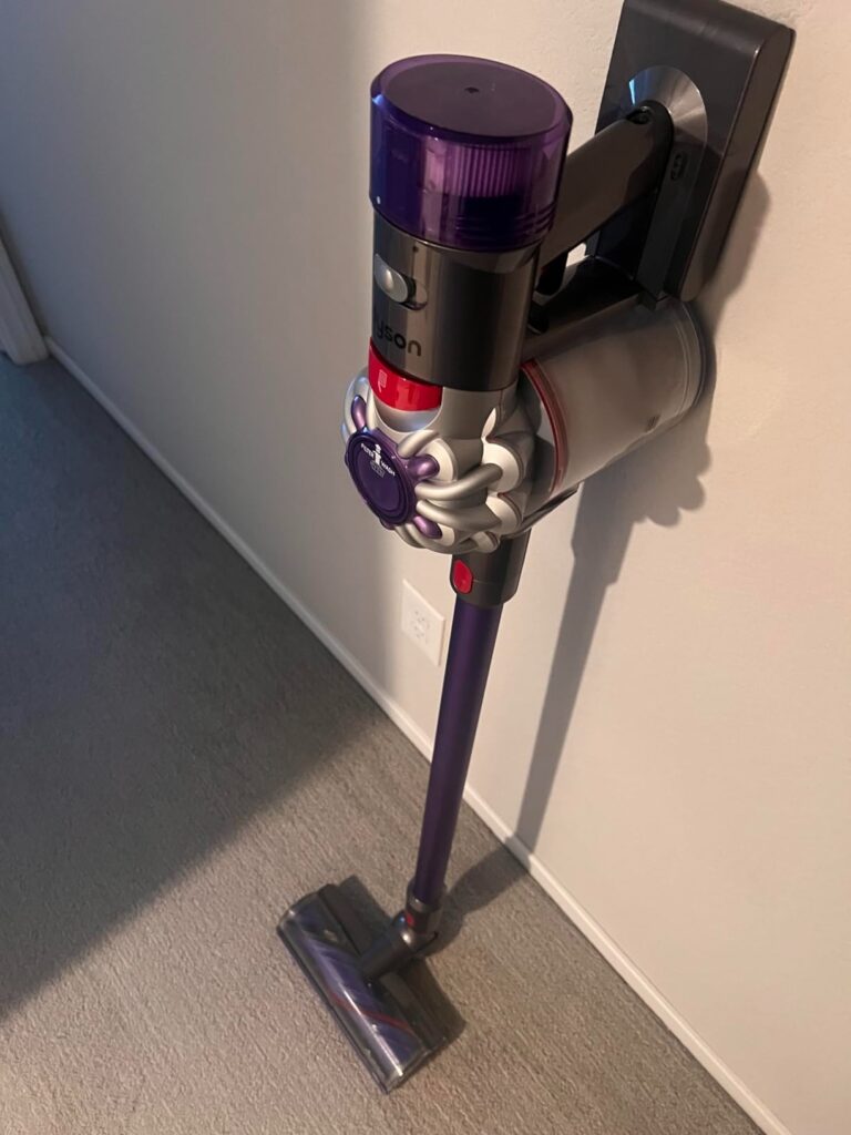 Dyson V8 Cordless Vacuum Cleaner product view